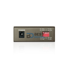 TP-LINK MC111CS 10/100MB MEDIA CONVERTER